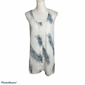 Lilla P Button Down Tunic XS Sleeveless Feather